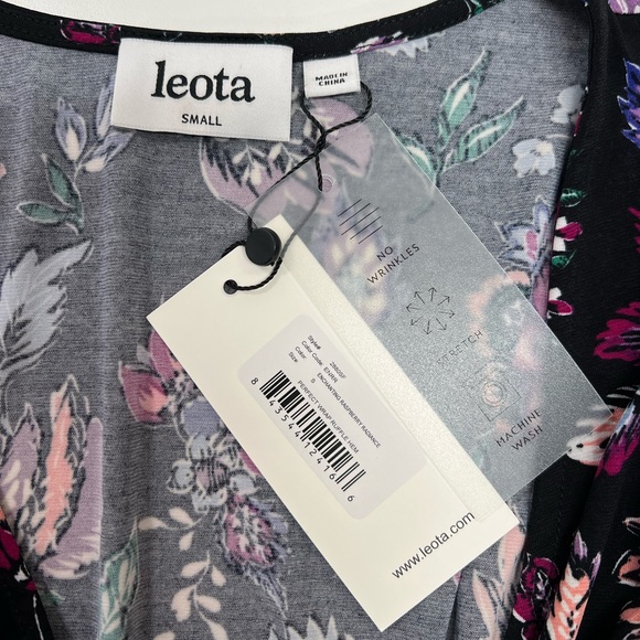 Leota Libby Faux Wrap Knit Dress Size Small New With Tags Dark Floral - Picture 5 of 13